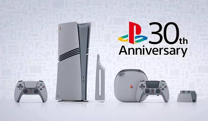 PS5 Pro Konsole - 2TB - 30th Anniversary Collection
